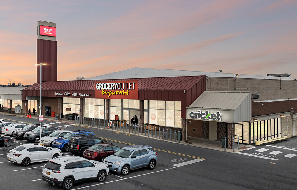 Institutional Property Advisors exclusively offers grocery anchored retail center for sale in Pennsylvania’s Lehigh Valley